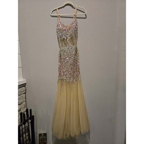 Jovani Gold Beaded Mermaid Prom Dress Size 2 V-Neck Sleeveless Long - Picture 1 of 16